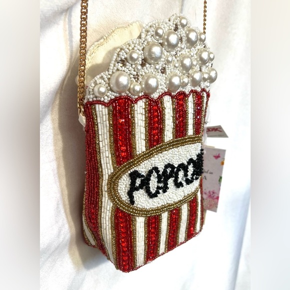 🍿🍿 MADE IN INDIA, VIRAL POPCORN BEADED BAG-NWT🍿🍿 - Picture 9 of 10